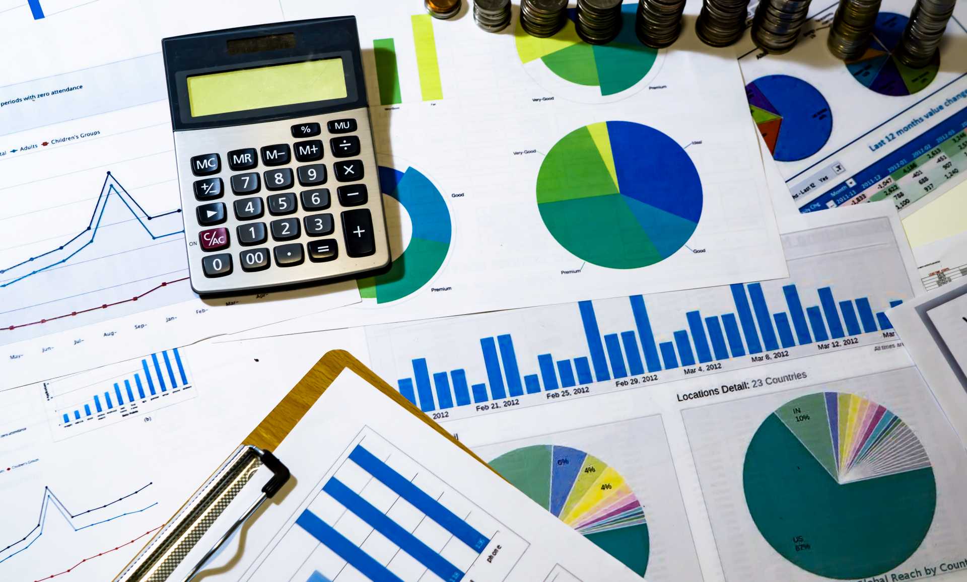 sage equivalent, finance charts with pie and bar graphs and a calculator.